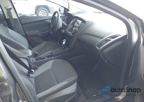 2015 Ford Focus Se z USA, uszkodzony, nr VIN 1FADP3F20FL297761